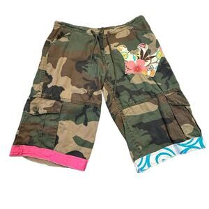 Genuine Military Camouflage Reimagined Cargo Shorts with Floral Patch 29 x 12